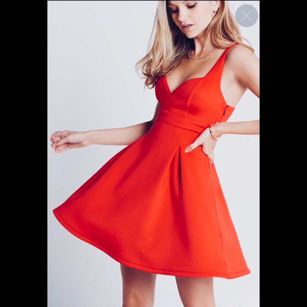 BCBG Generation Sexy Baby Doll Dress SZ 10 Red